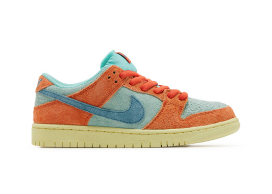 Nike SB Dunk Low Orange Emerald Rise